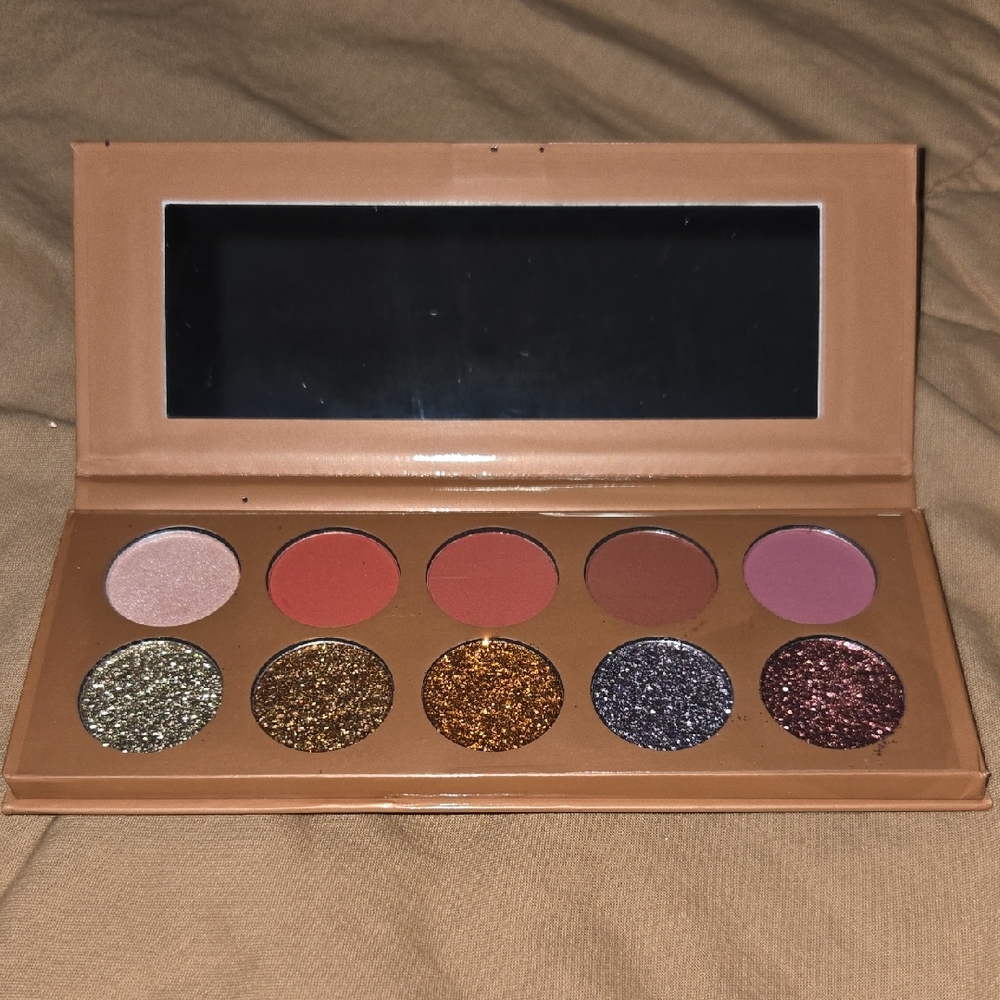 Pink and Red Glitter Eyeshadow Palette with Mirror